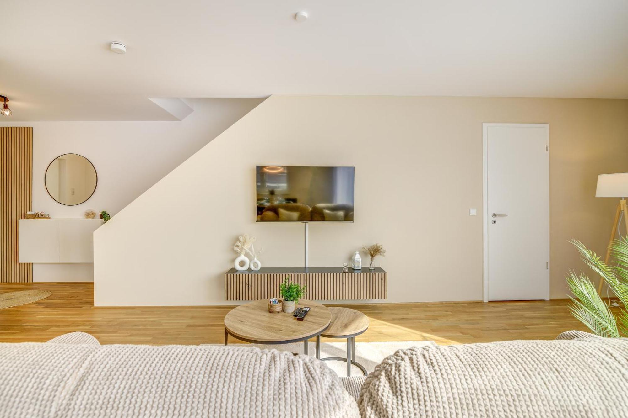 Exklusive 3-Zimmer Luxus-Maisonette In Hochheim - Naehe Frankfurt Flughafen, Wiesbaden Und Mainz Hochheim am Main Exteriér fotografie