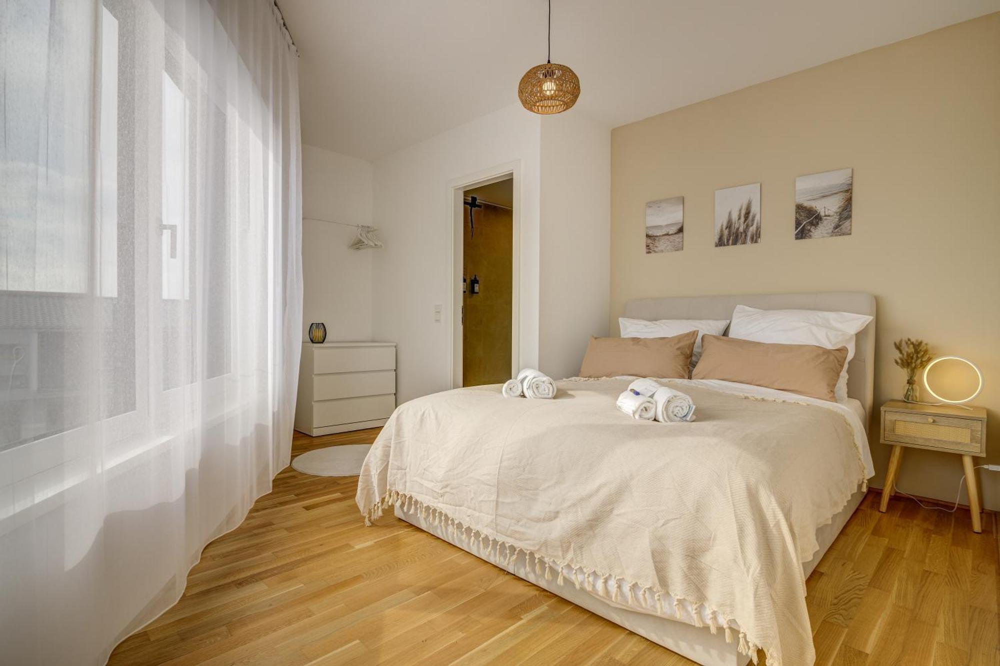 Exklusive 3-Zimmer Luxus-Maisonette In Hochheim - Naehe Frankfurt Flughafen, Wiesbaden Und Mainz Hochheim am Main Exteriér fotografie